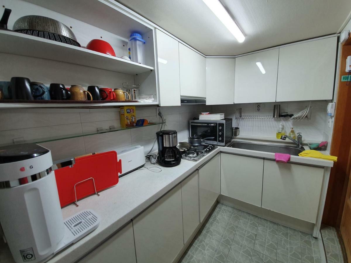 Gung Guesthouse Seoul Exterior photo